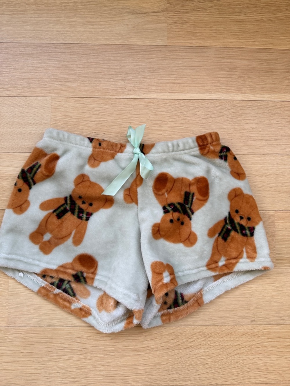 🧸Roll Outta Bed Women's Novelty Print Teddy Bear Sleep Shorts Plush Size S